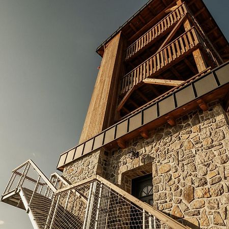 فندق Gostilnica Orle - Sleeping In The Tower Škofljica المظهر الخارجي الصورة